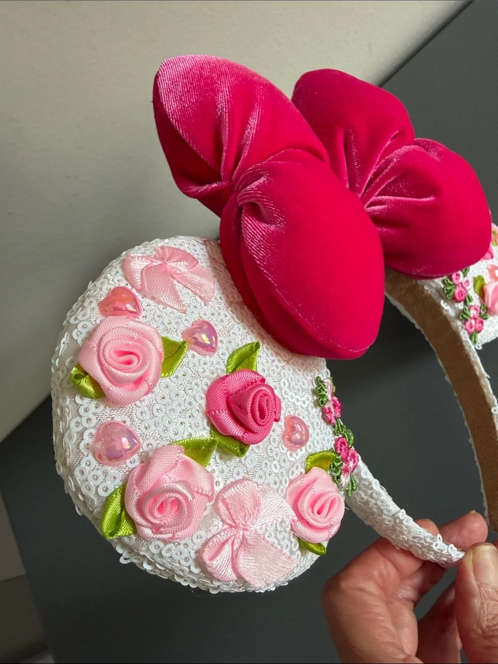 Disney Minnie Mouse Pink Bow Sequin Embellished Rose Flowers Ears Headband